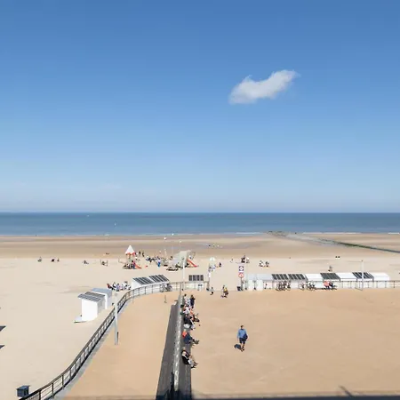 Modern Family With Amazing Seaview And Infrared Sauna T52 Ostend